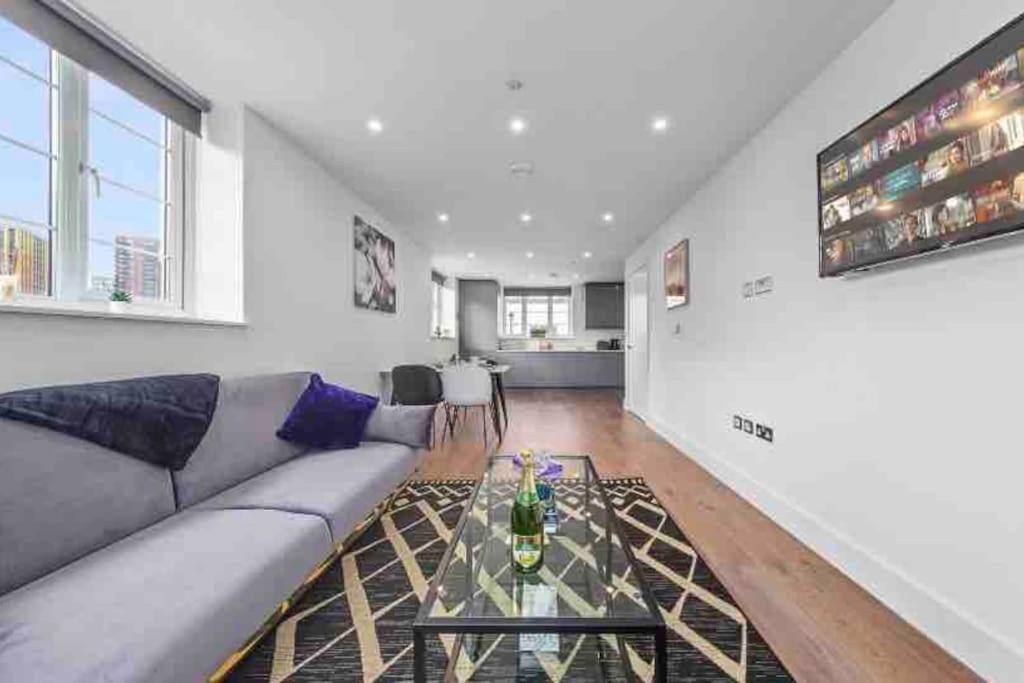 דירות Cozy Flat Near London Eye/ Victoria / Vauxhall מראה חיצוני תמונה