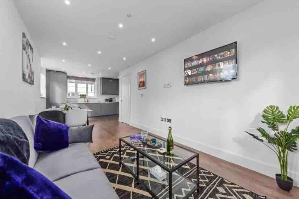 דירות Cozy Flat Near London Eye/ Victoria / Vauxhall מראה חיצוני תמונה