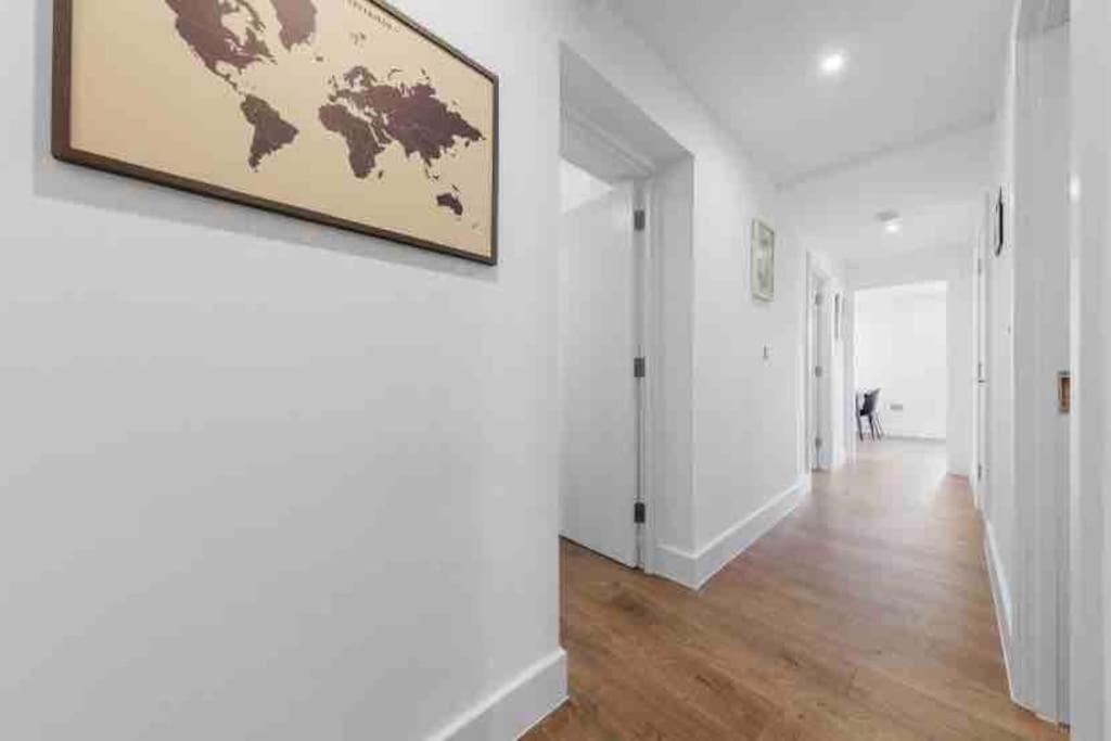 דירות Cozy Flat Near London Eye/ Victoria / Vauxhall מראה חיצוני תמונה